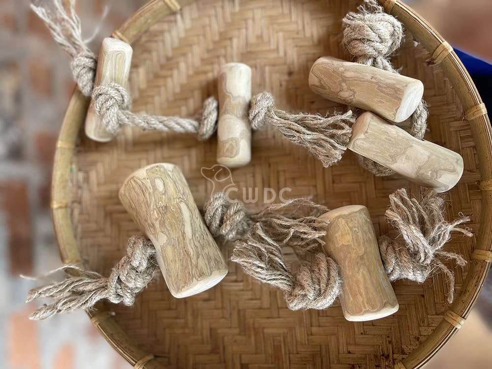 coffee-wood-tug-premium-products-100-natural-dog-toys-no-harmful-for-dogs-wholesale-distribute-manufacture-in-viet-nam