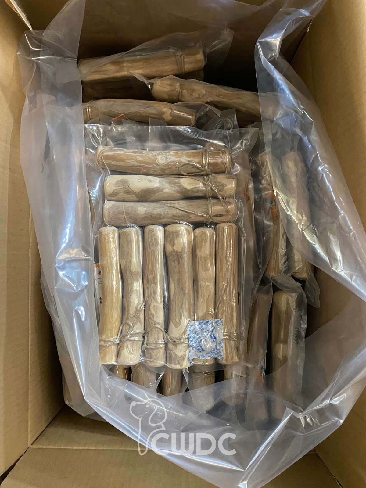 Coffee Wood Dog Chew size guide - choosing the right size for your dog